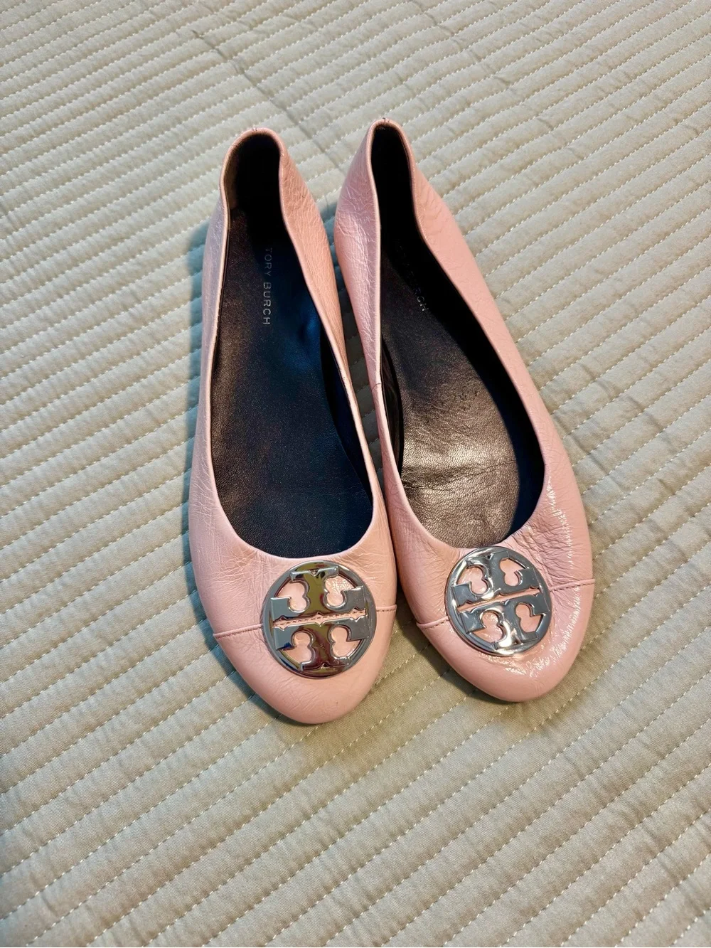 Tory Burch Chelsea Cap-Toe Leather Ballet Flats Shell Pink Silver Logo Size 6.5